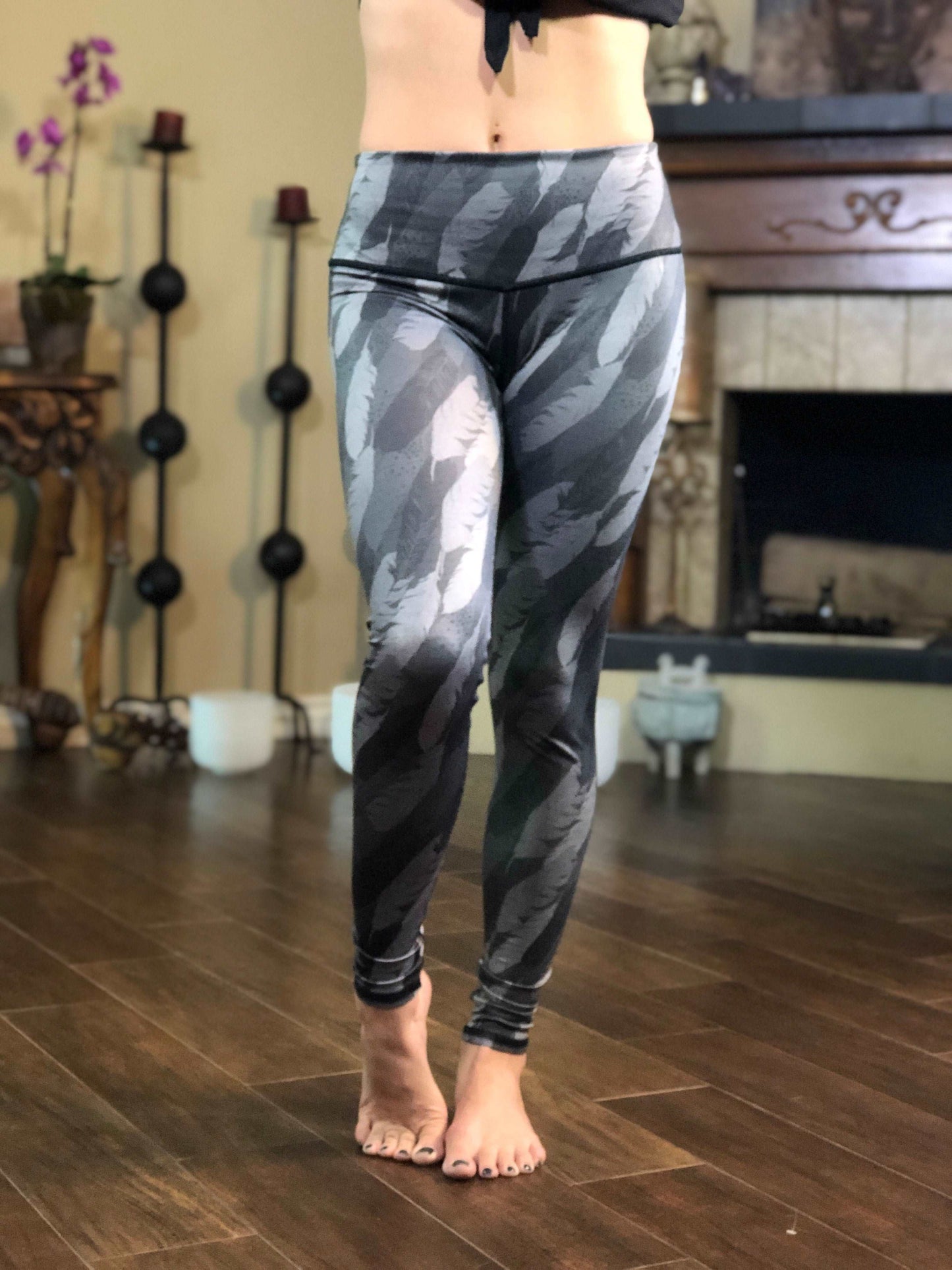 Pink Snake & Camo Feathers Eco-leggings - REVERSIBLE