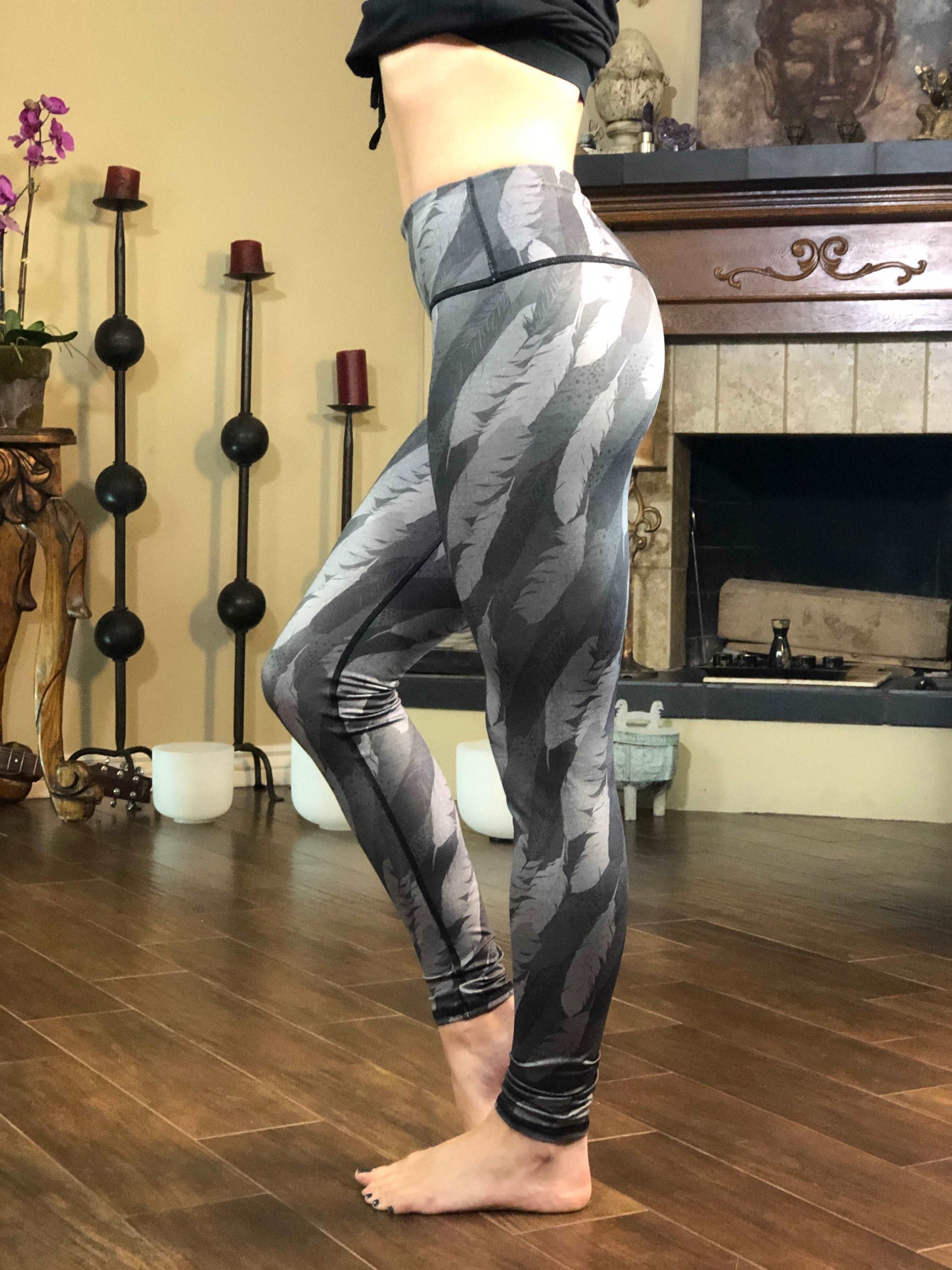 Red Snake & Camo Feathers Eco-Leggings - REVERSIBLE