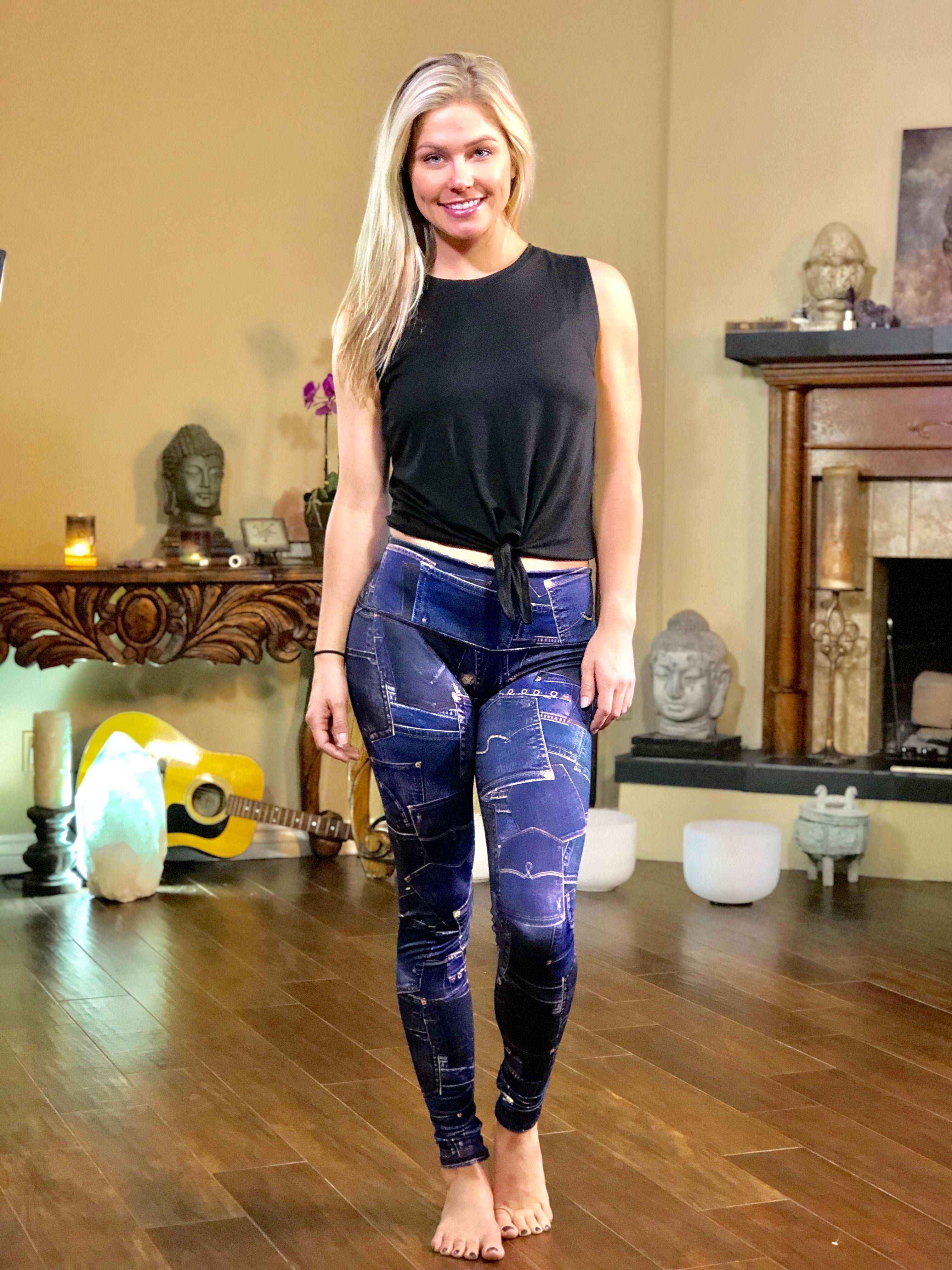 Yoganastix Eco-friendly DenimPockets with Daisies Leggings